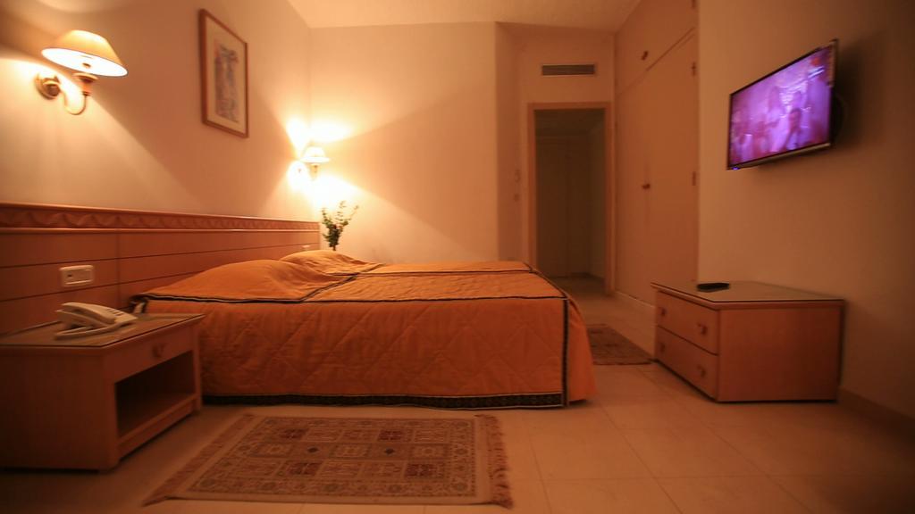Hotel Les Palmiers Monastir Exteriör bild