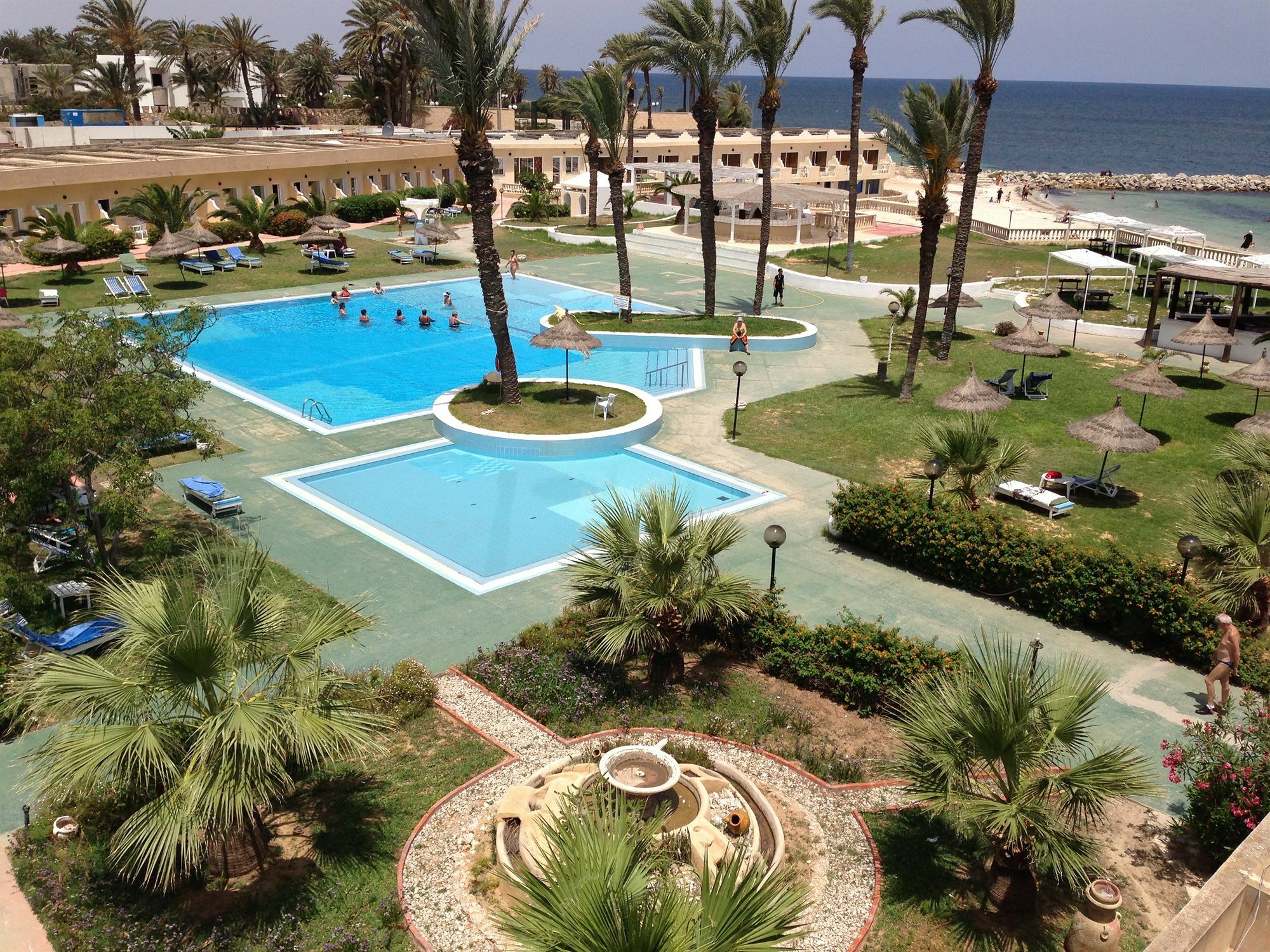Hotel Les Palmiers Monastir Exteriör bild