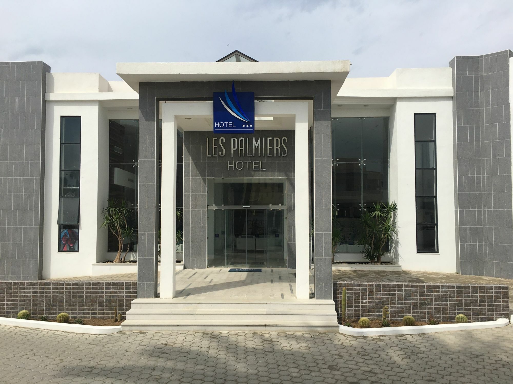 Hotel Les Palmiers Monastir Exteriör bild